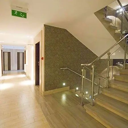Hotel Kinga Zarki Letnisko